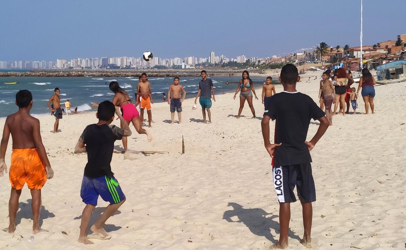 Praia de Pirambu'in fotoğrafı açık bej kum yüzey ile