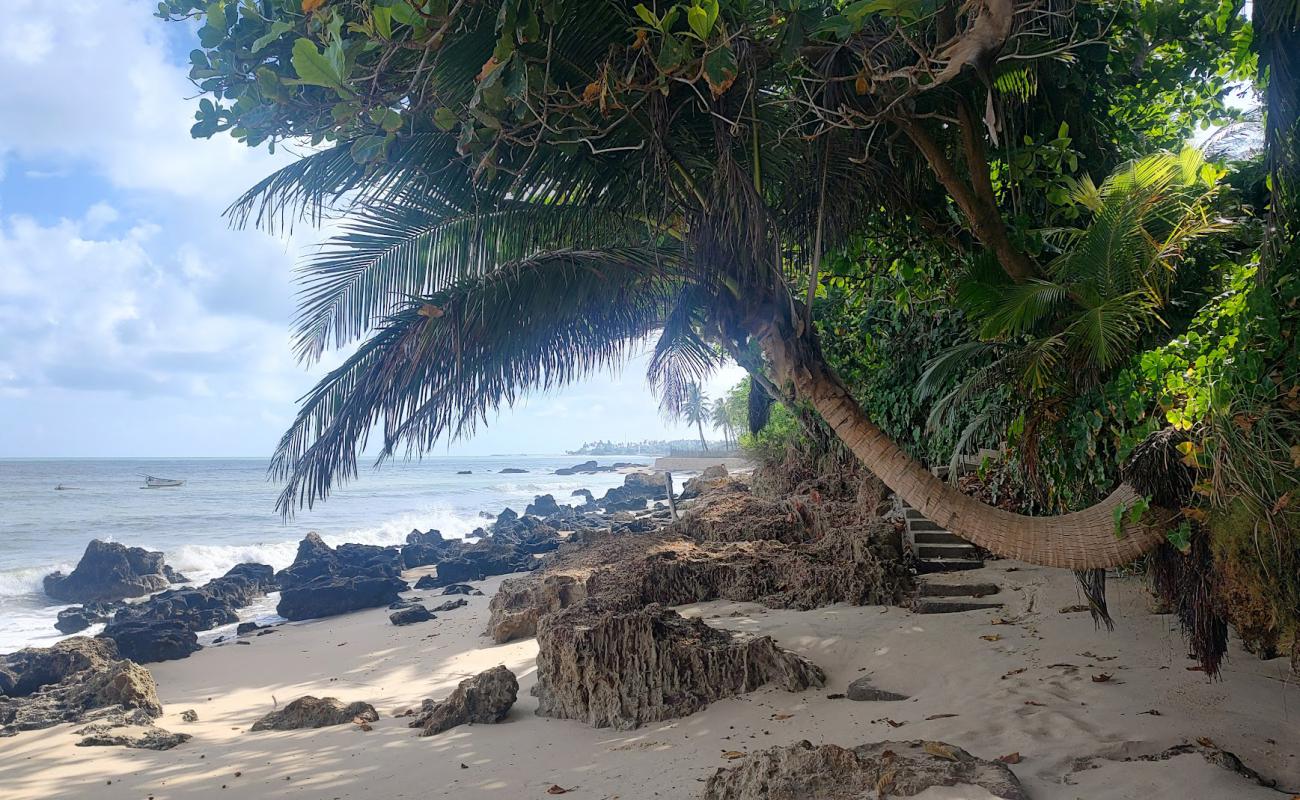 Praia da Carnaubinha'in fotoğrafı açık bej kum yüzey ile