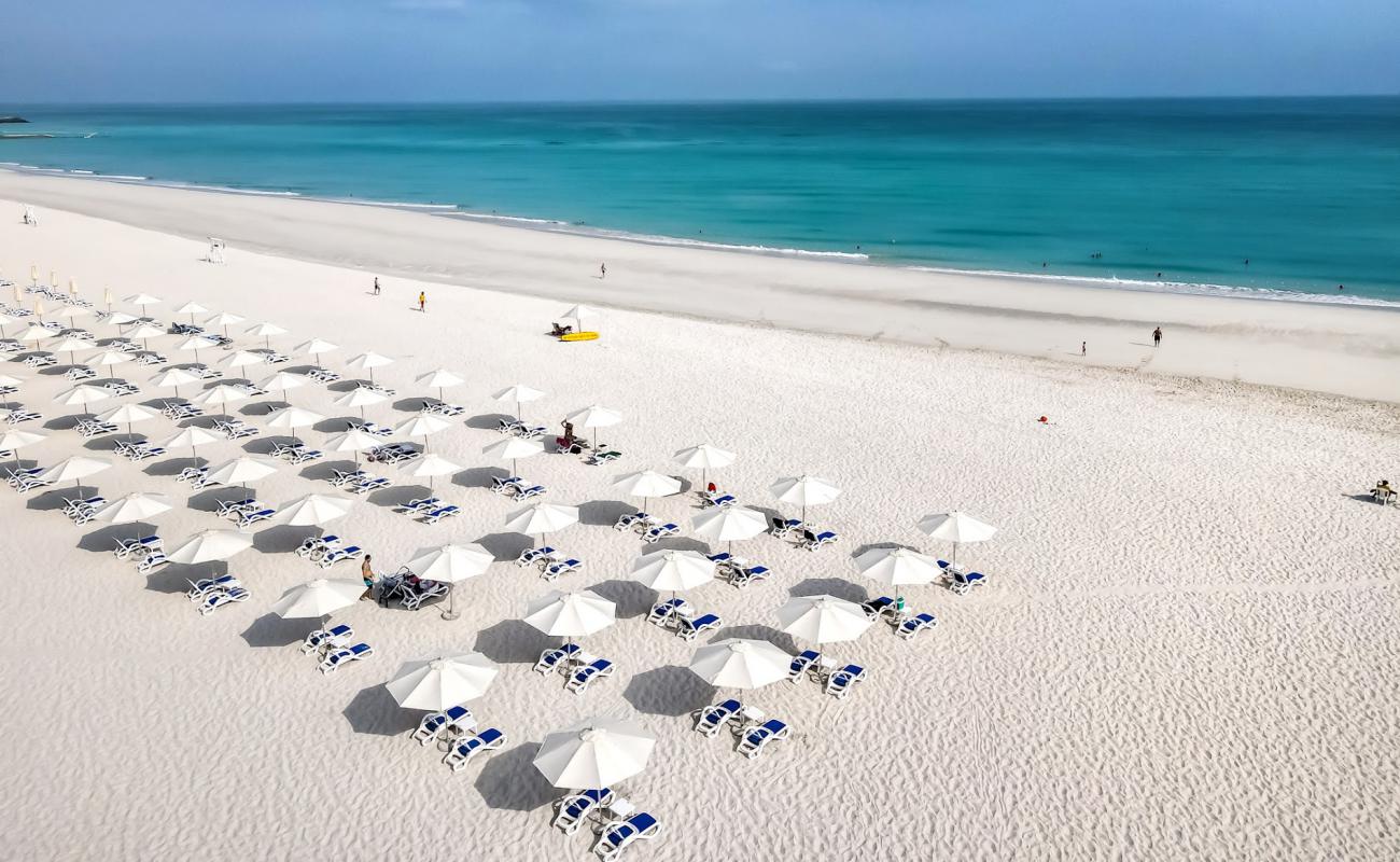 Soul beach'in fotoğrafı i̇nce beyaz kum yüzey ile
