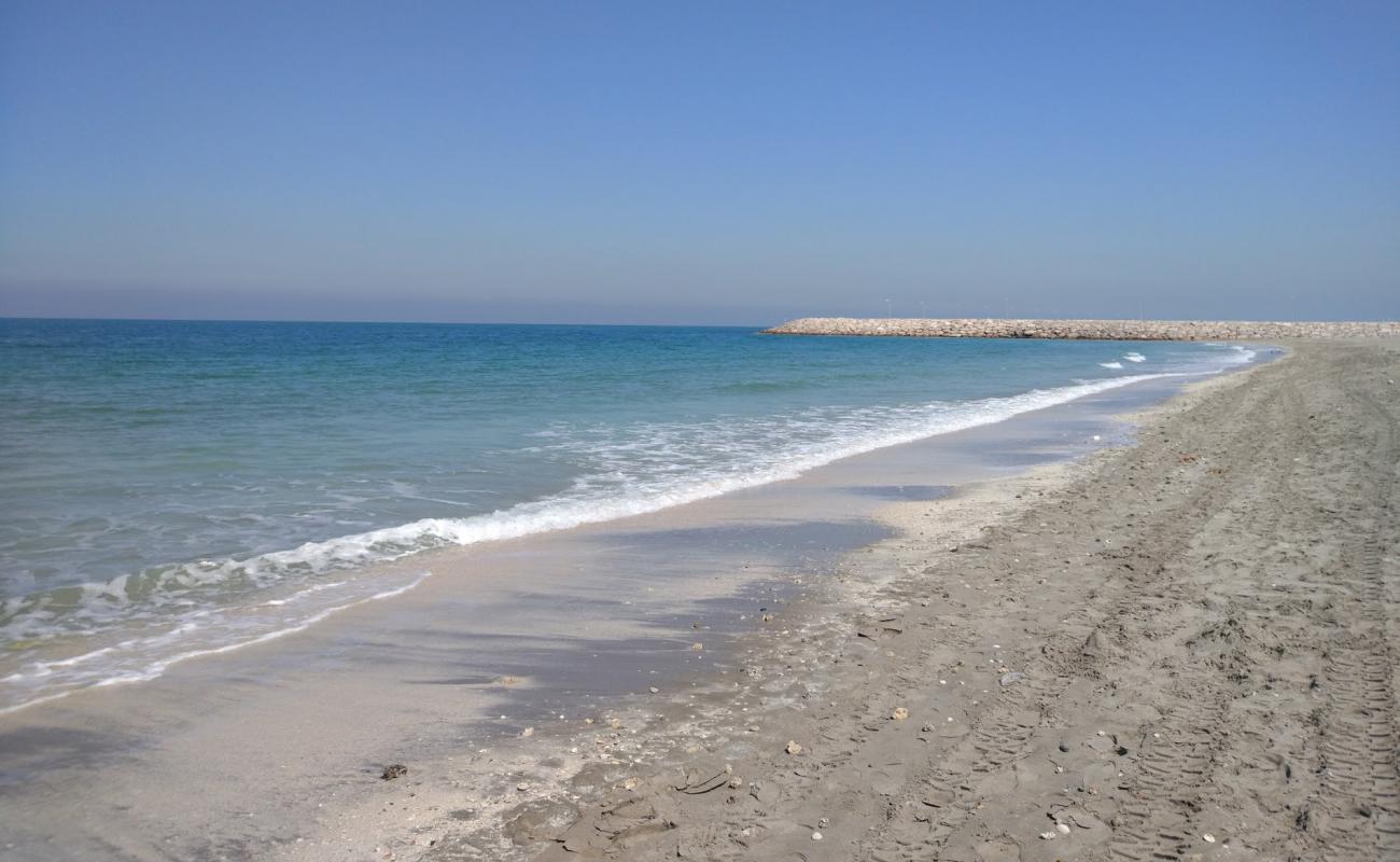 Rak beach'in fotoğrafı parlak kum yüzey ile