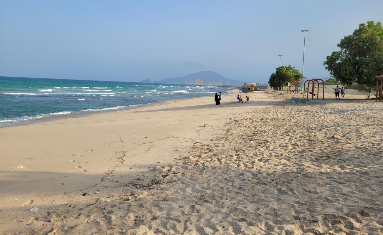 Zubara Beach'in fotoğrafı açık bej kum yüzey ile