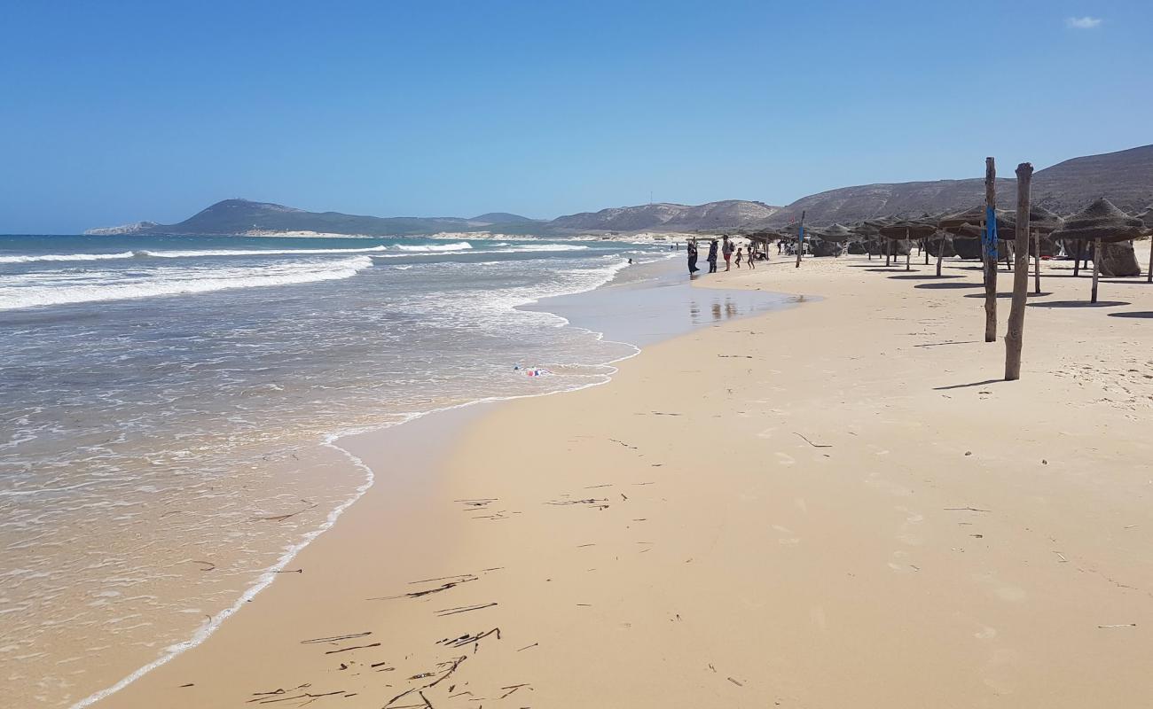 Ras Angela Beach'in fotoğrafı i̇nce bej kum yüzey ile