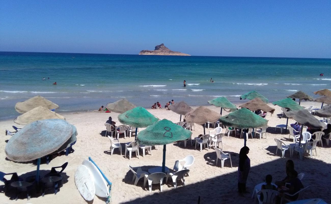 Rafraf Plage'in fotoğrafı parlak kum yüzey ile