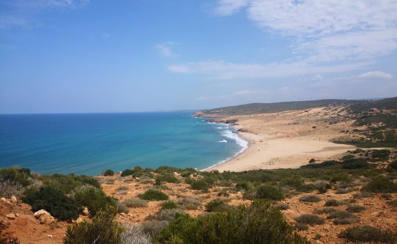 Plage Mangaa'in fotoğrafı i̇nce bej kum yüzey ile