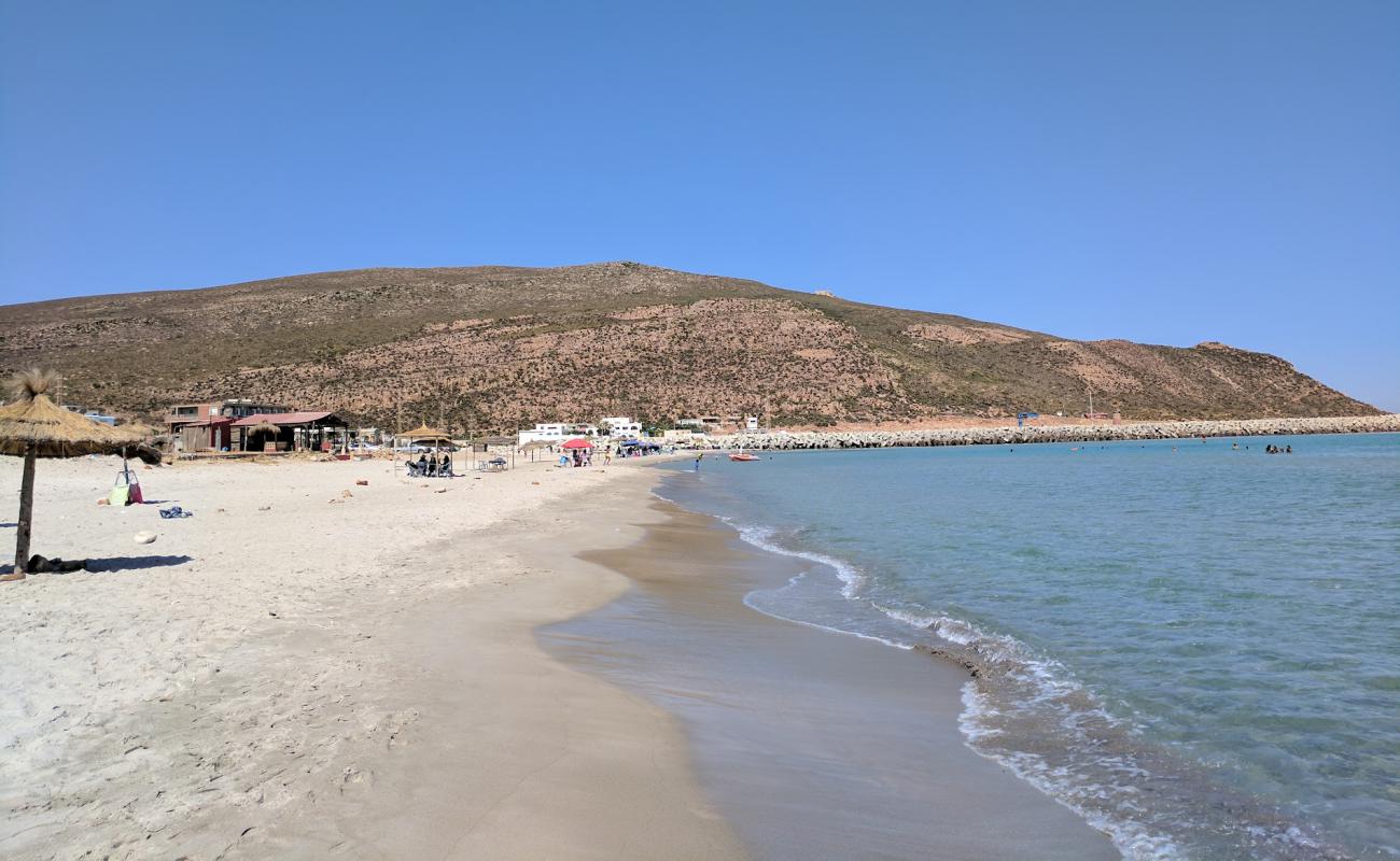 Eastern Haouaria'in fotoğrafı parlak kum yüzey ile