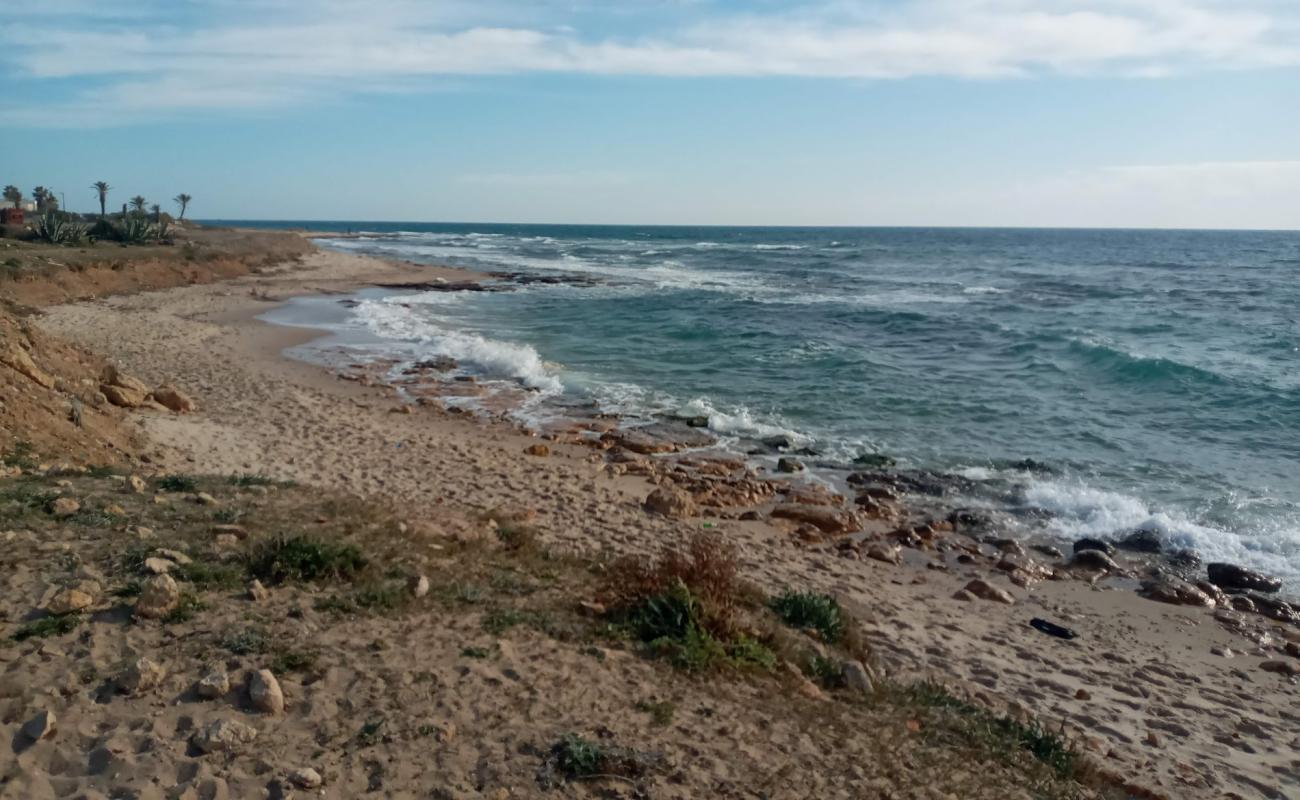 Maamoura Plage II'in fotoğrafı parlak kum yüzey ile