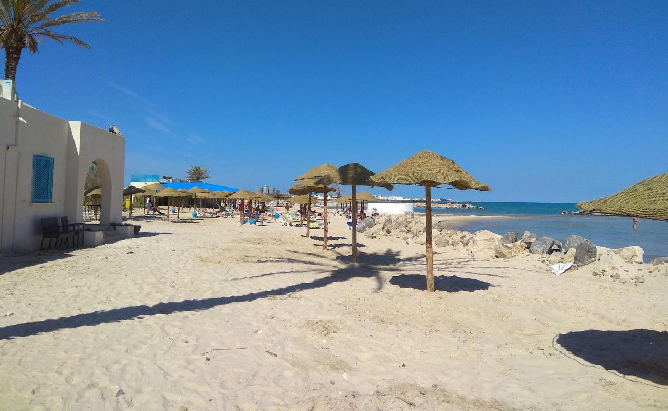 Plage Beni khiar II'in fotoğrafı parlak ince kum yüzey ile