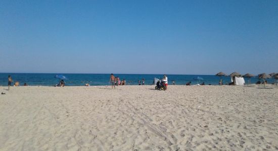 Plage D'essaloum