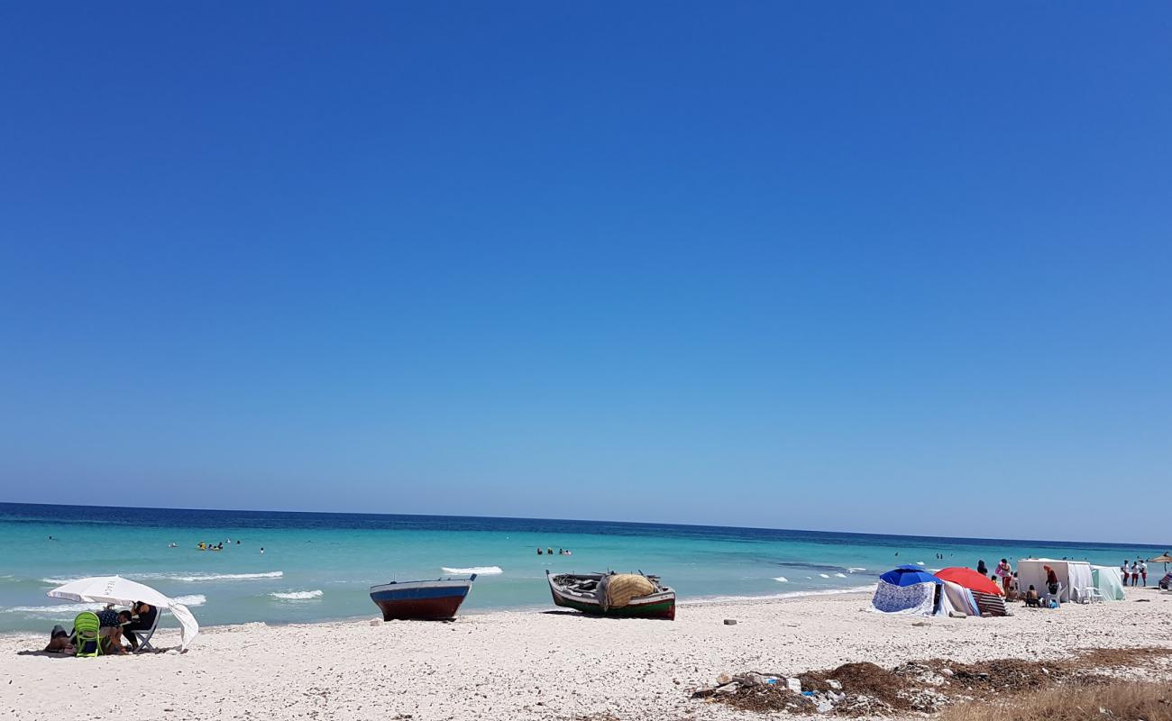 Plage De Rejiche'in fotoğrafı beyaz kum yüzey ile