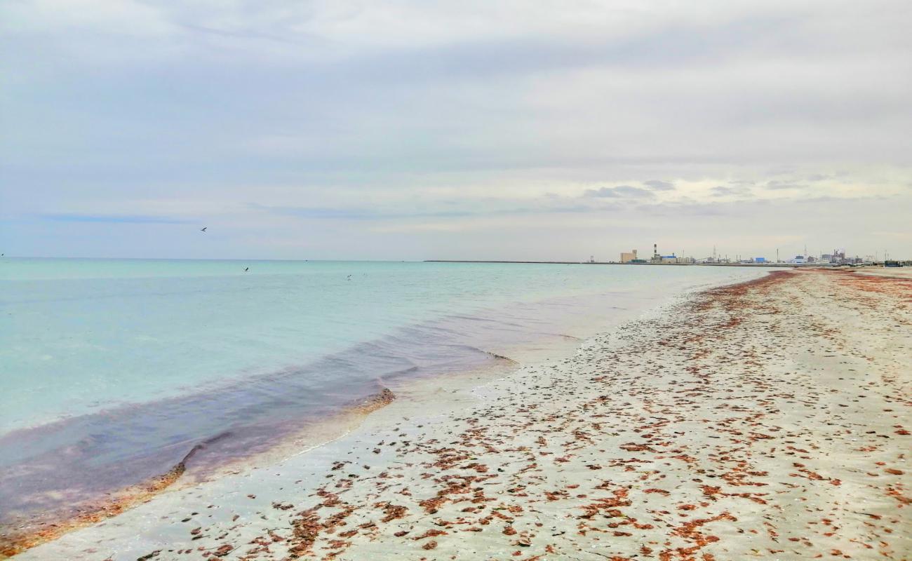D'Oudref II beach'in fotoğrafı beyaz kum yüzey ile
