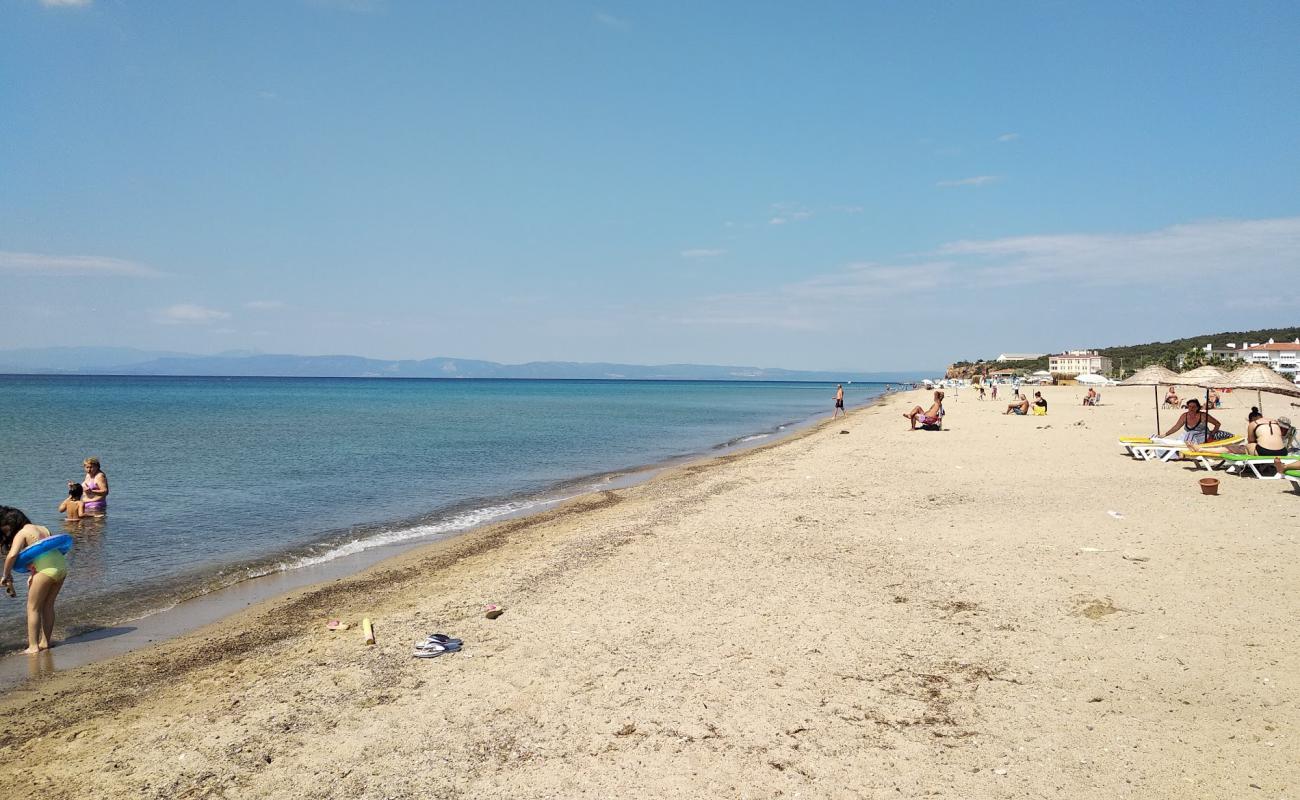 Sarimsakli Plaji'in fotoğrafı parlak kum yüzey ile