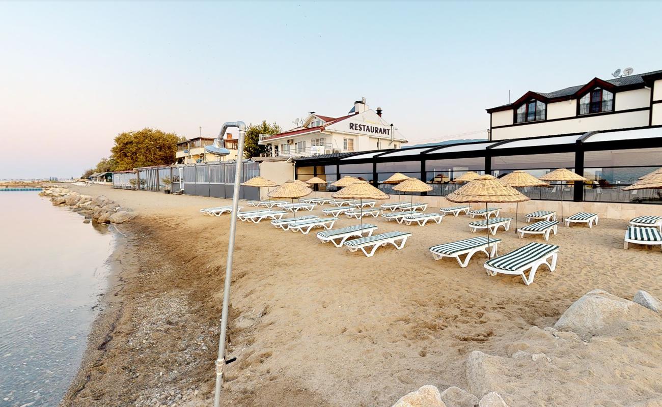 Akcay Resort beach'in fotoğrafı kısmen temiz temizlik seviyesi ile