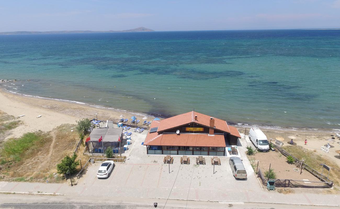 Geyikli Apero beach'in fotoğrafı parlak kum yüzey ile