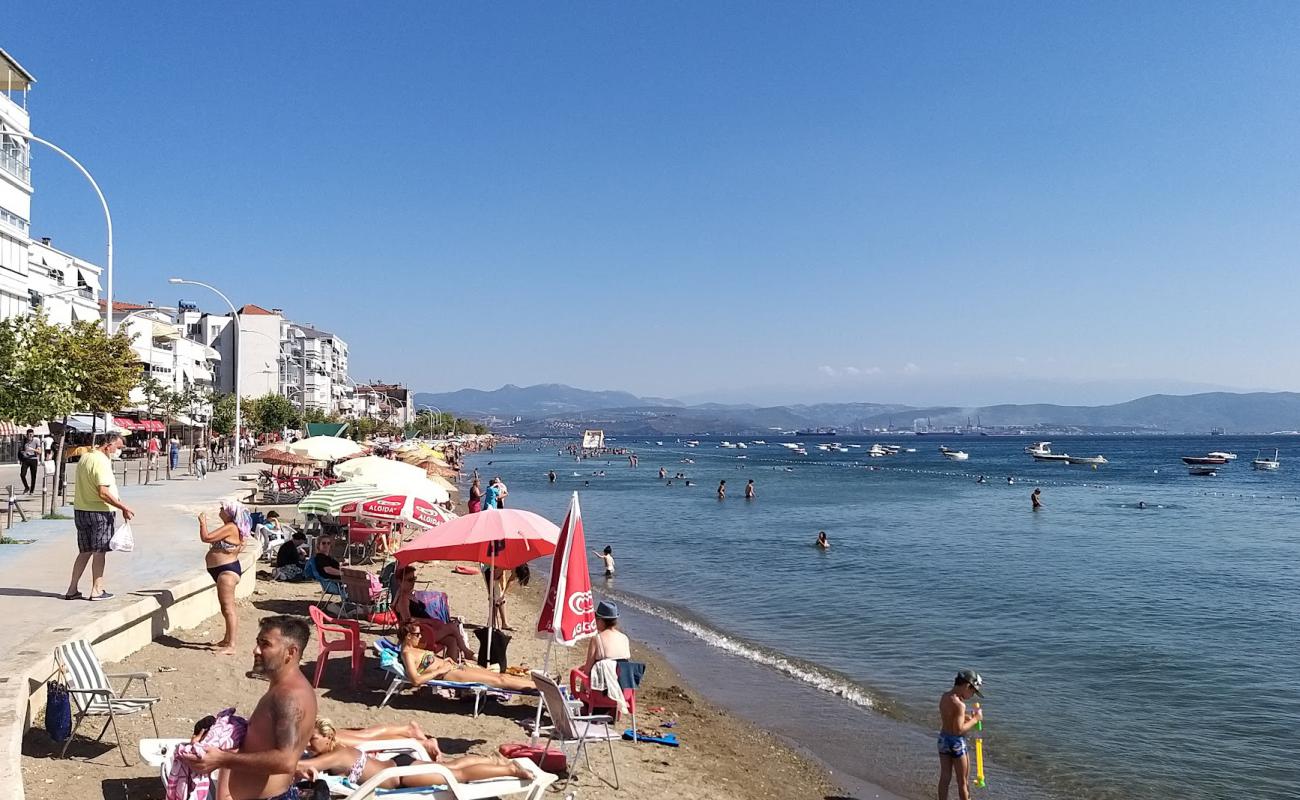 Kucuk Kumla Plaji'in fotoğrafı bej kum ve çakıl yüzey ile