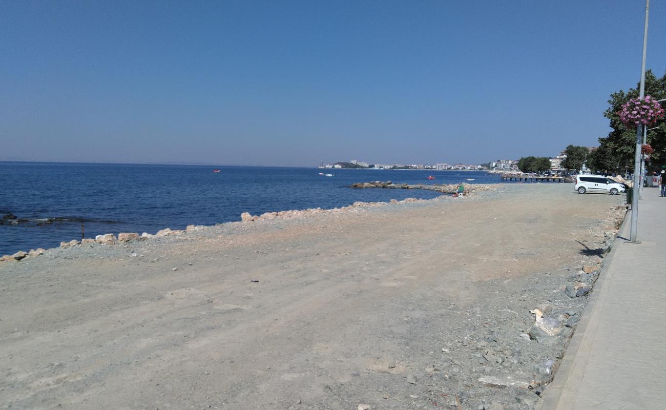 Cınarcık Plajı II'in fotoğrafı gri çakıl taşı yüzey ile