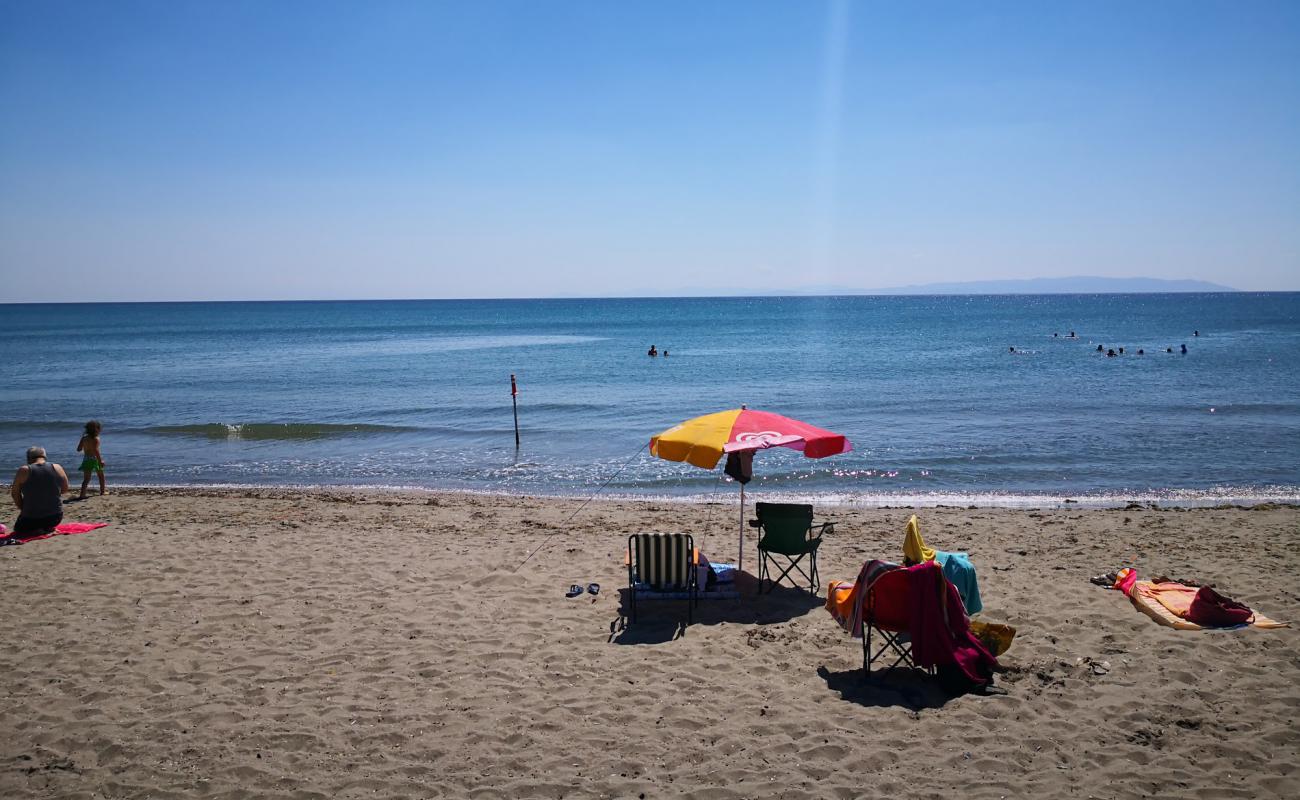 Degirmenaltı Plajı'in fotoğrafı kahverengi kum yüzey ile