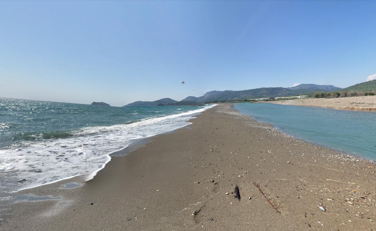 Dalaman beach'in fotoğrafı mavi sular yüzey ile