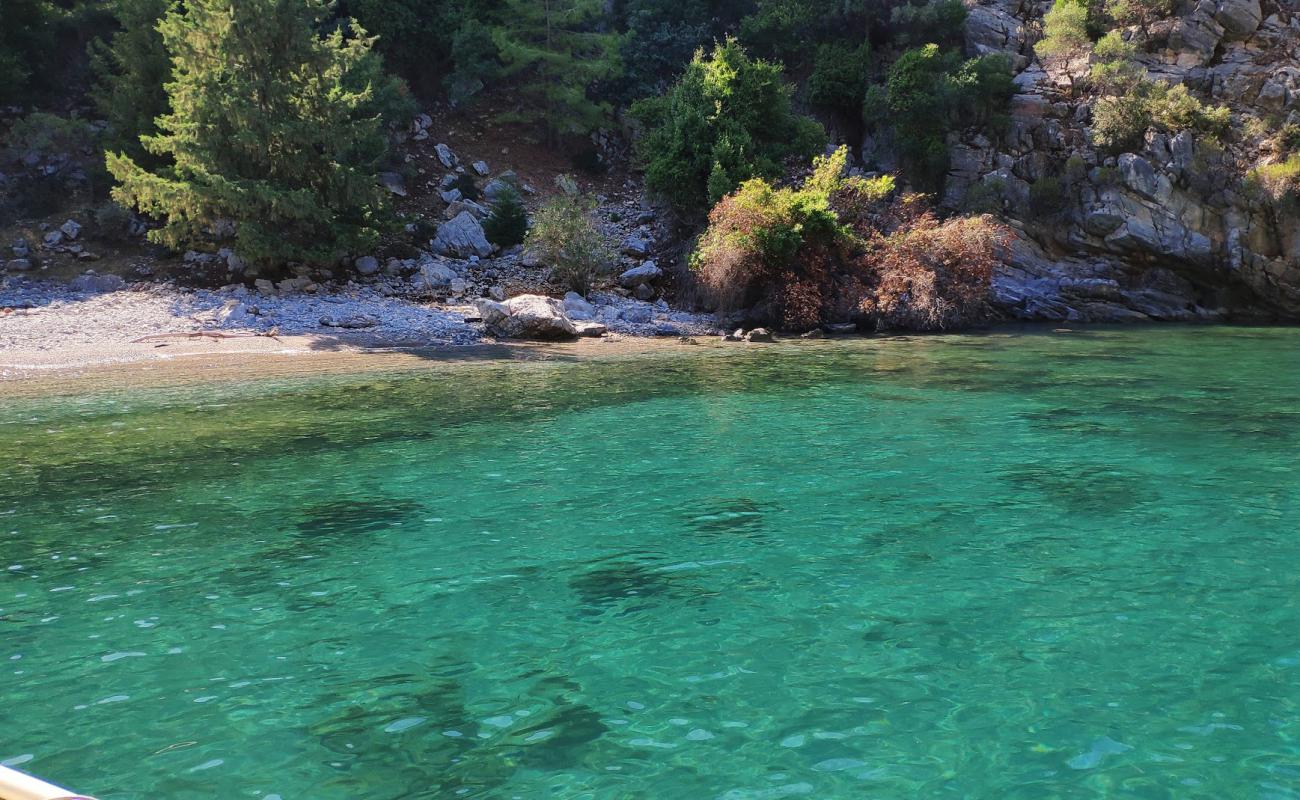 Candost beach'in fotoğrafı hafif çakıl yüzey ile