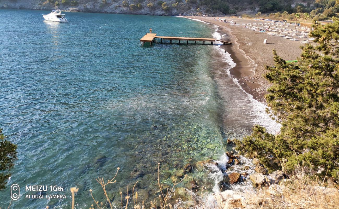 Candost beach IV'in fotoğrafı siyah kum ve çakıllar yüzey ile