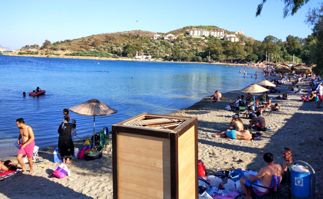 Talık Plajı'in fotoğrafı gri ince çakıl taş yüzey ile