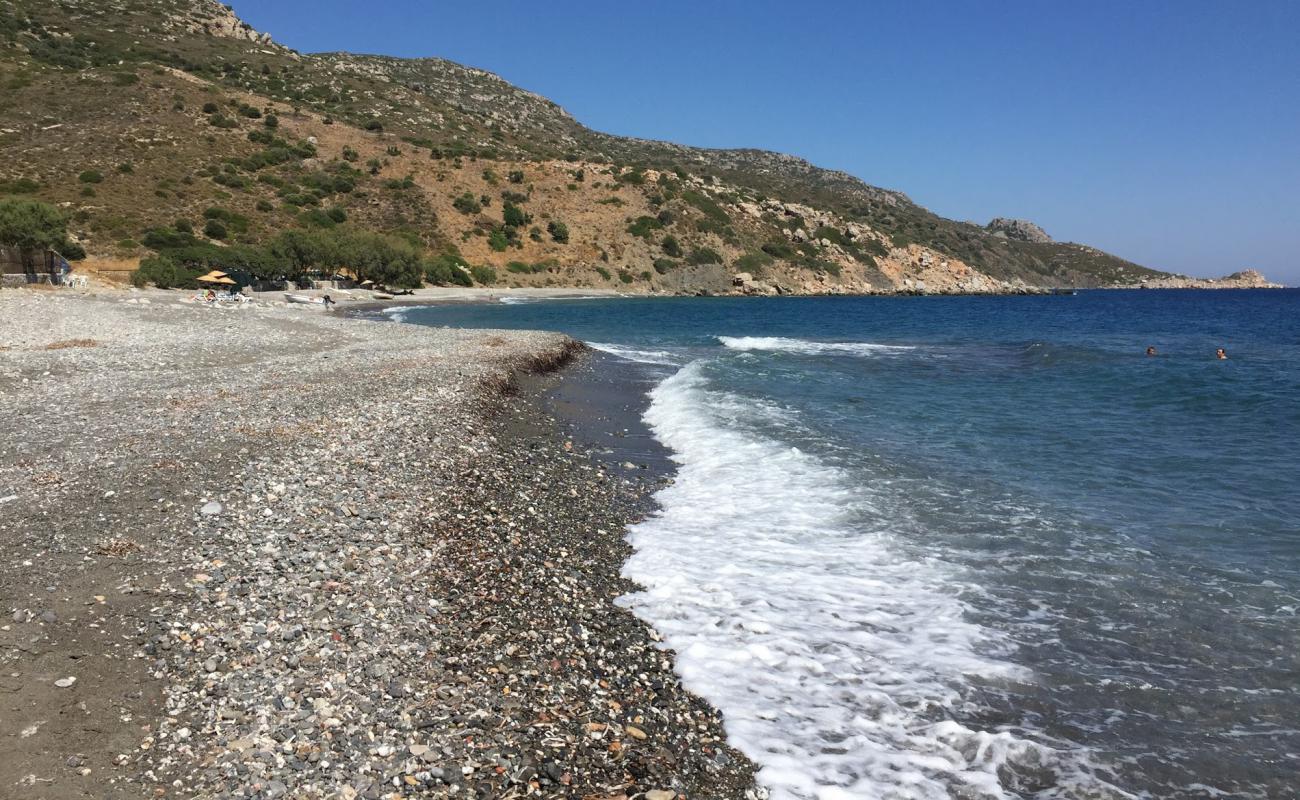 Yazikoy beach'in fotoğrafı gri çakıl taşı yüzey ile