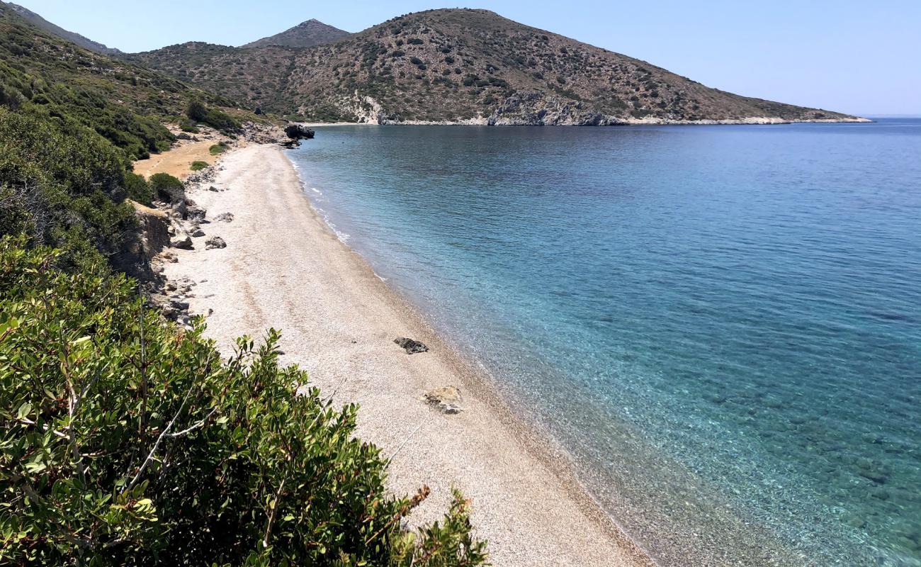 Yazi beach III'in fotoğrafı gri çakıl taşı yüzey ile