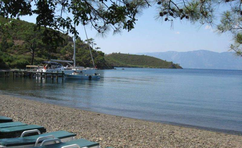 Sarıdana Bay II'in fotoğrafı gri çakıl taşı yüzey ile