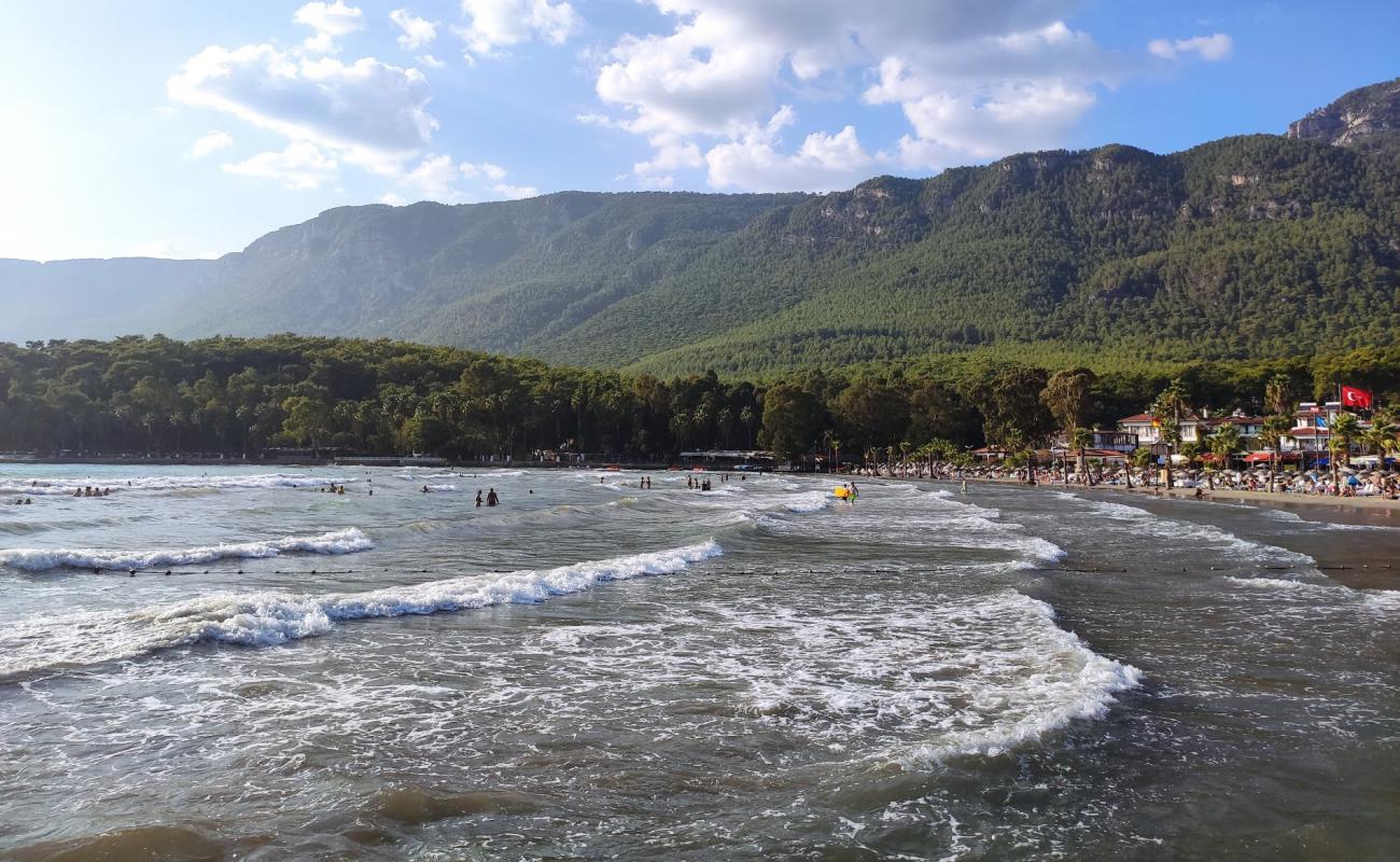 Akyaka Plaji'in fotoğrafı i̇nce kahverengi kum yüzey ile