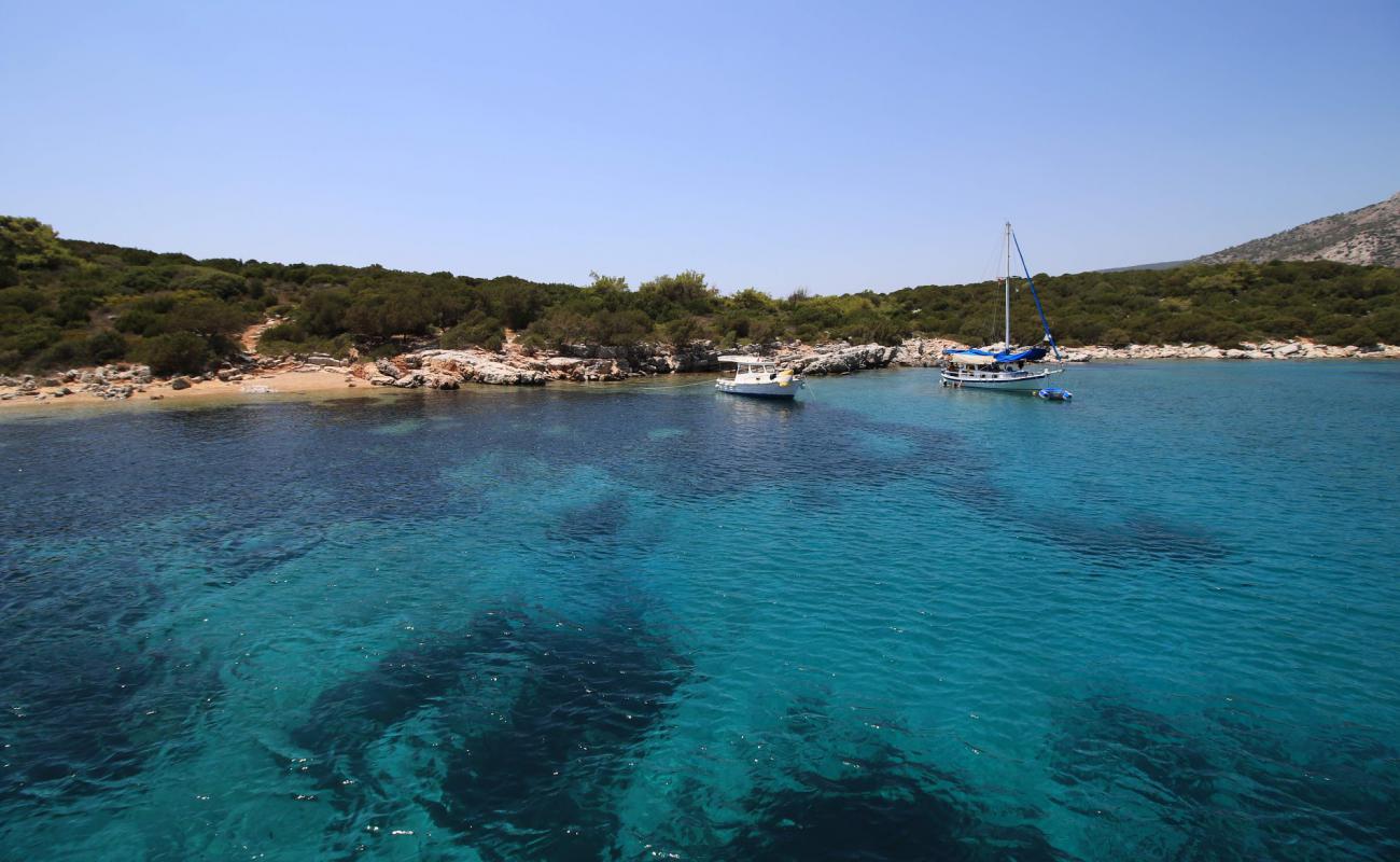 Bodrum Resort II'in fotoğrafı hafif çakıl yüzey ile