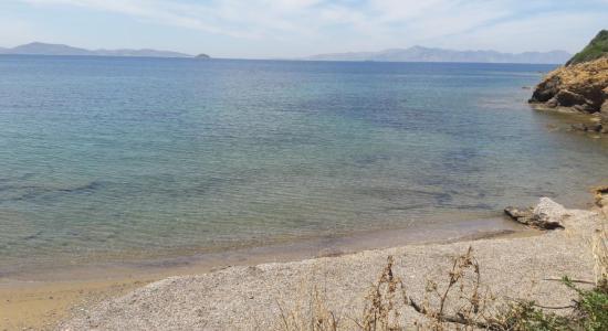 Mindos ruins Beach
