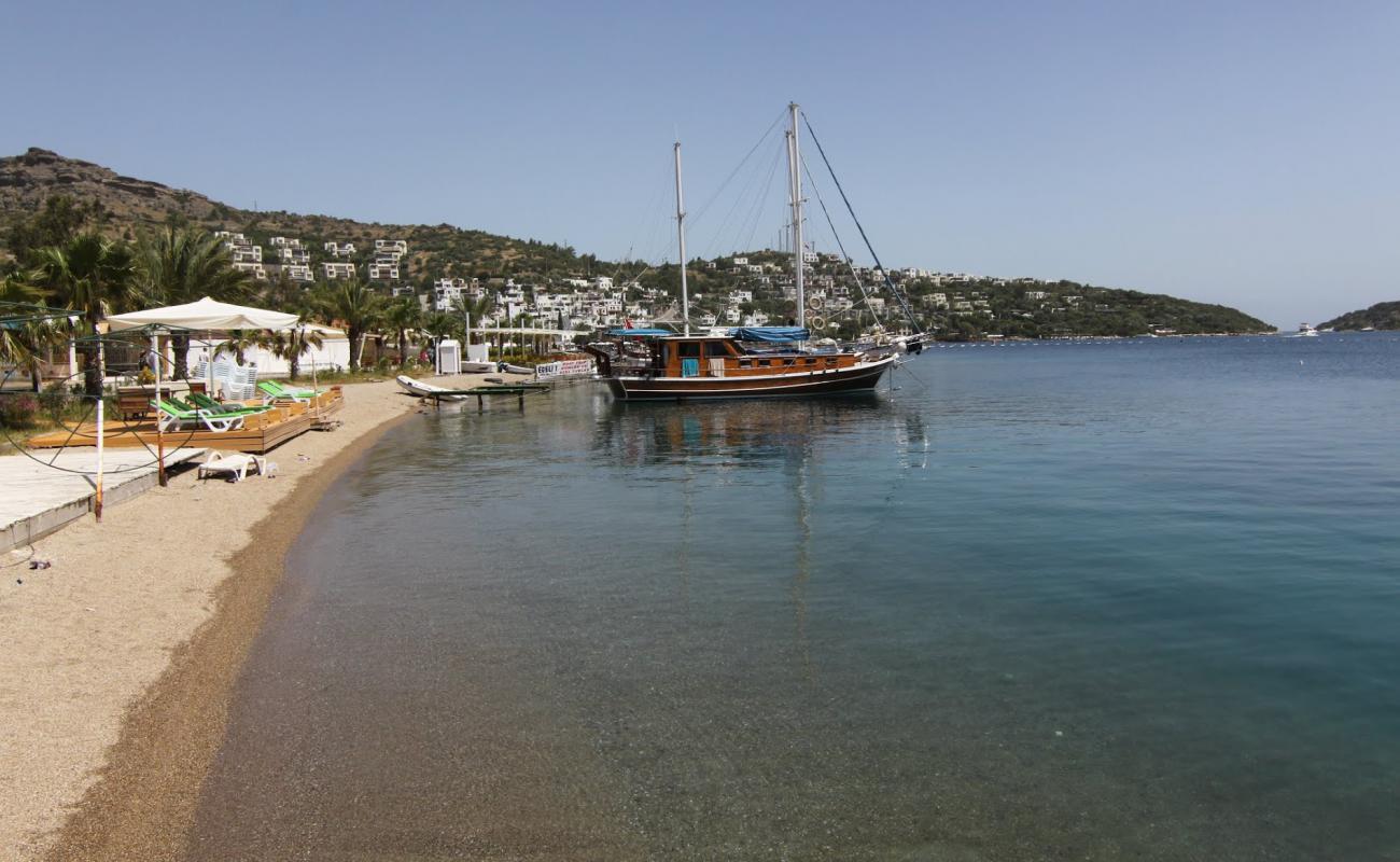 Belediye Plaji'in fotoğrafı açık bej kum yüzey ile