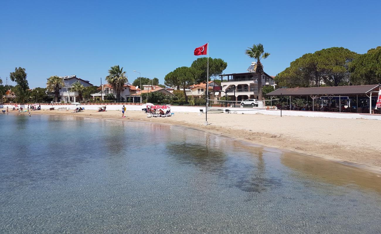 Fiesta beach'in fotoğrafı parlak kum yüzey ile