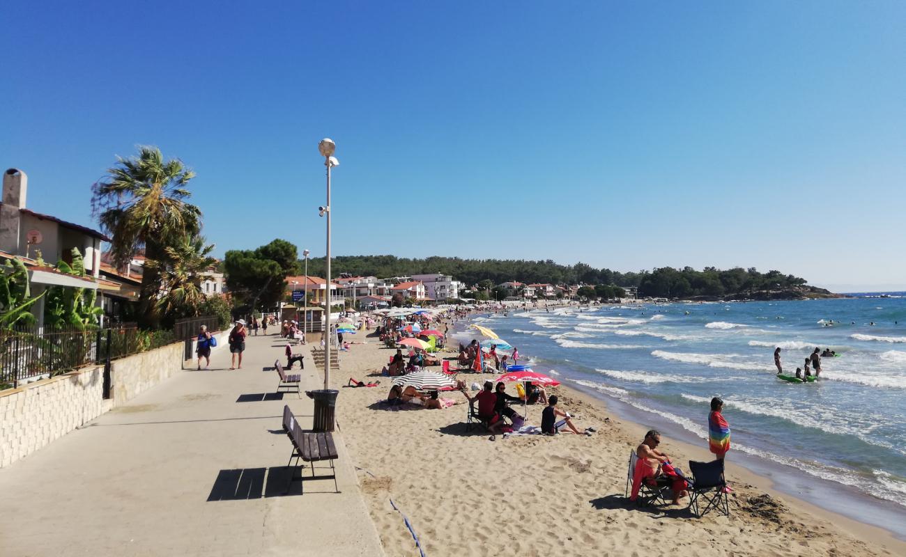 Kalemlik plaji'in fotoğrafı i̇nce bej kum yüzey ile