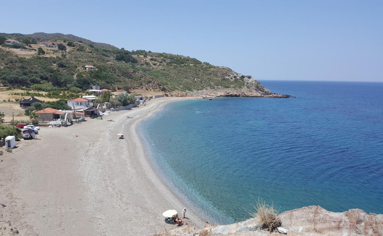 Hamzabuku'in fotoğrafı gri çakıl taşı yüzey ile