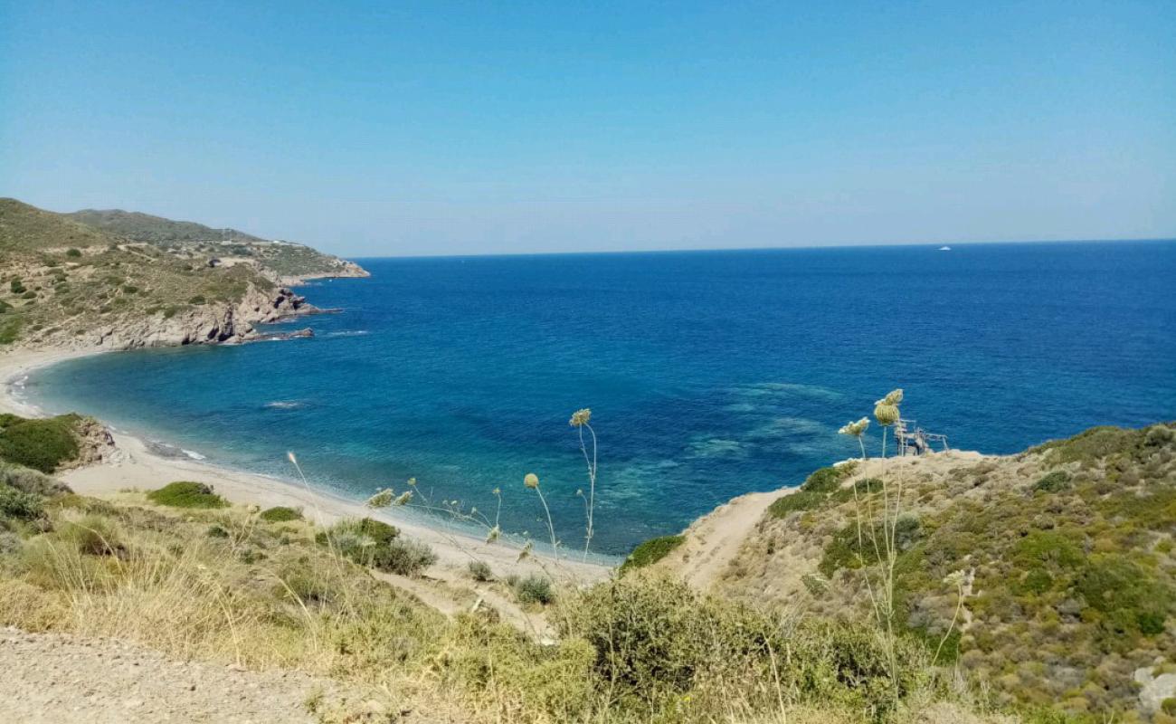 Hamzabuku II'in fotoğrafı çakıl ile kum yüzey ile