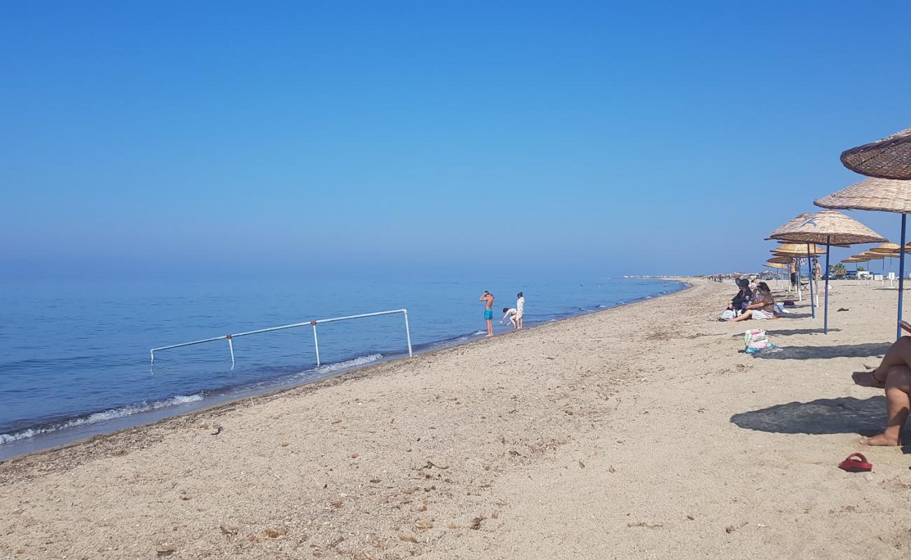 Eğitimciler Plajı'in fotoğrafı açık bej kum yüzey ile