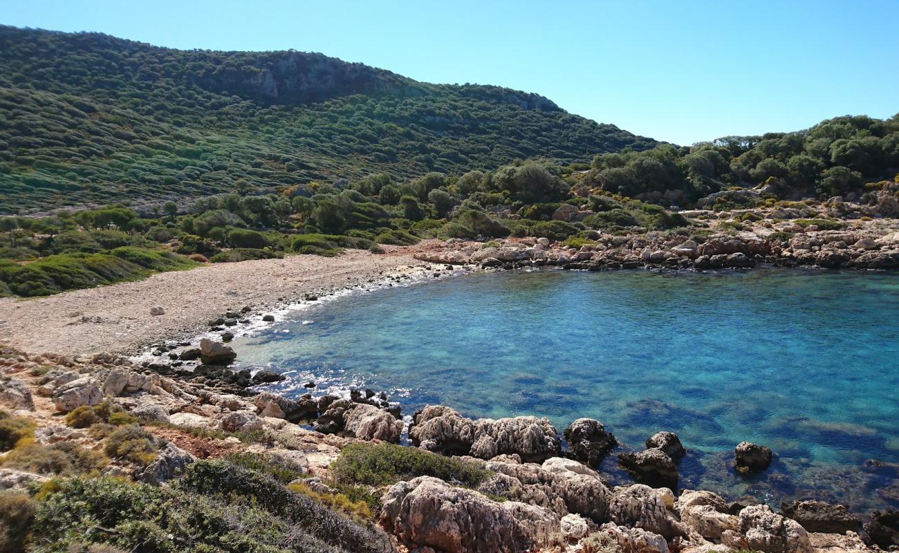 Choban beach'in fotoğrafı taşlar yüzey ile