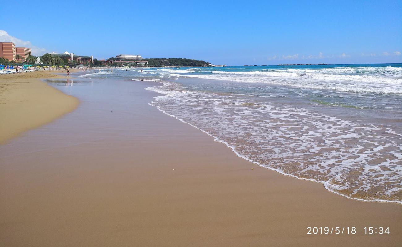 Incekum beach'in fotoğrafı i̇nce kahverengi kum yüzey ile