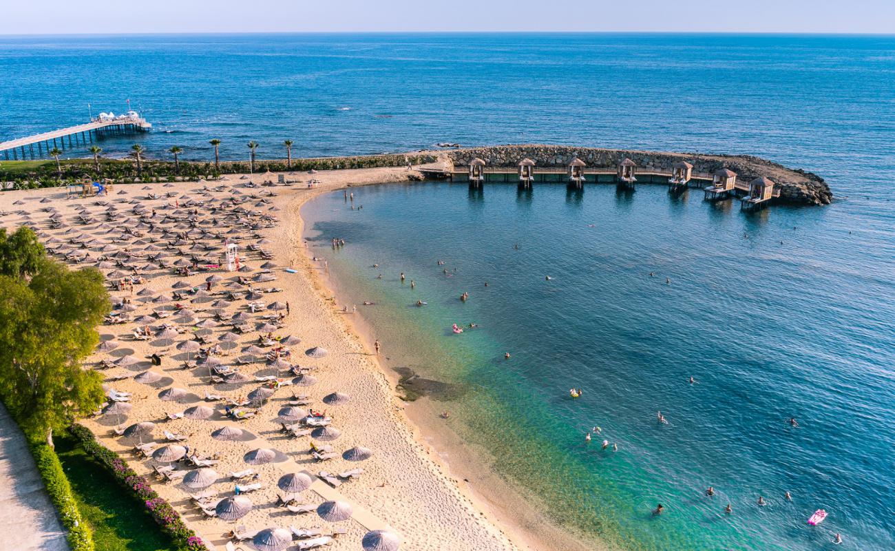 Avsallar beach'in fotoğrafı kahverengi kum yüzey ile
