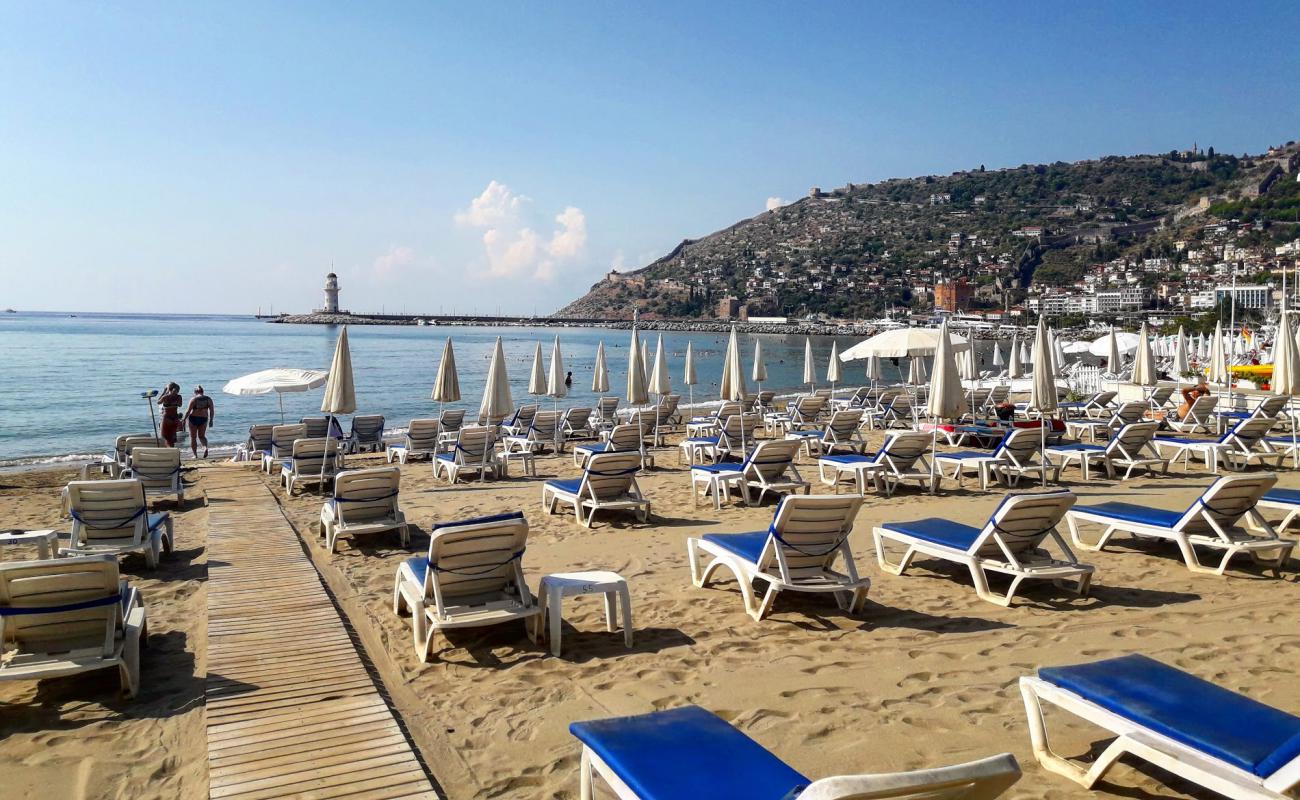 Galip Dere beach'in fotoğrafı kahverengi kum yüzey ile