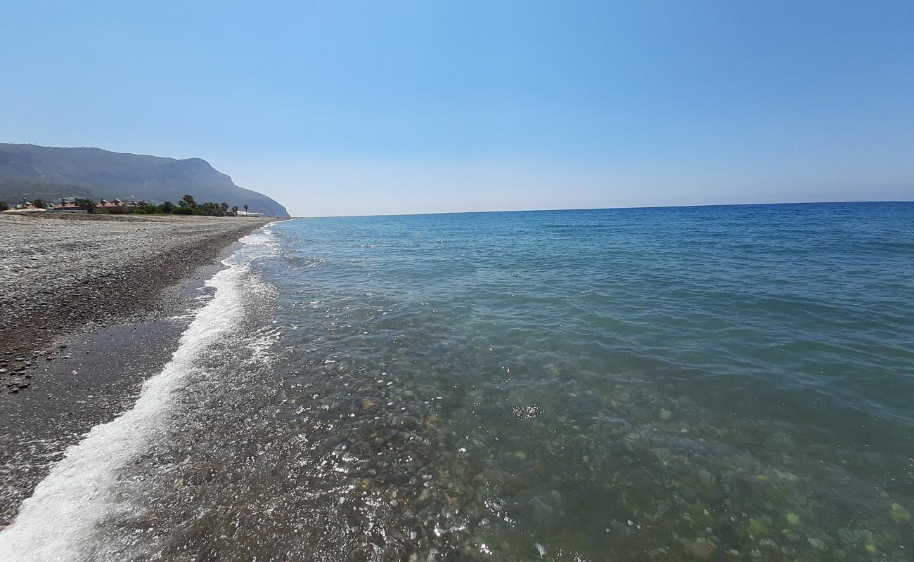 Tekeli beach'in fotoğrafı bej çakıl yüzey ile