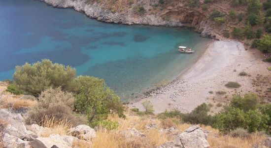 Gilindire Cave beach