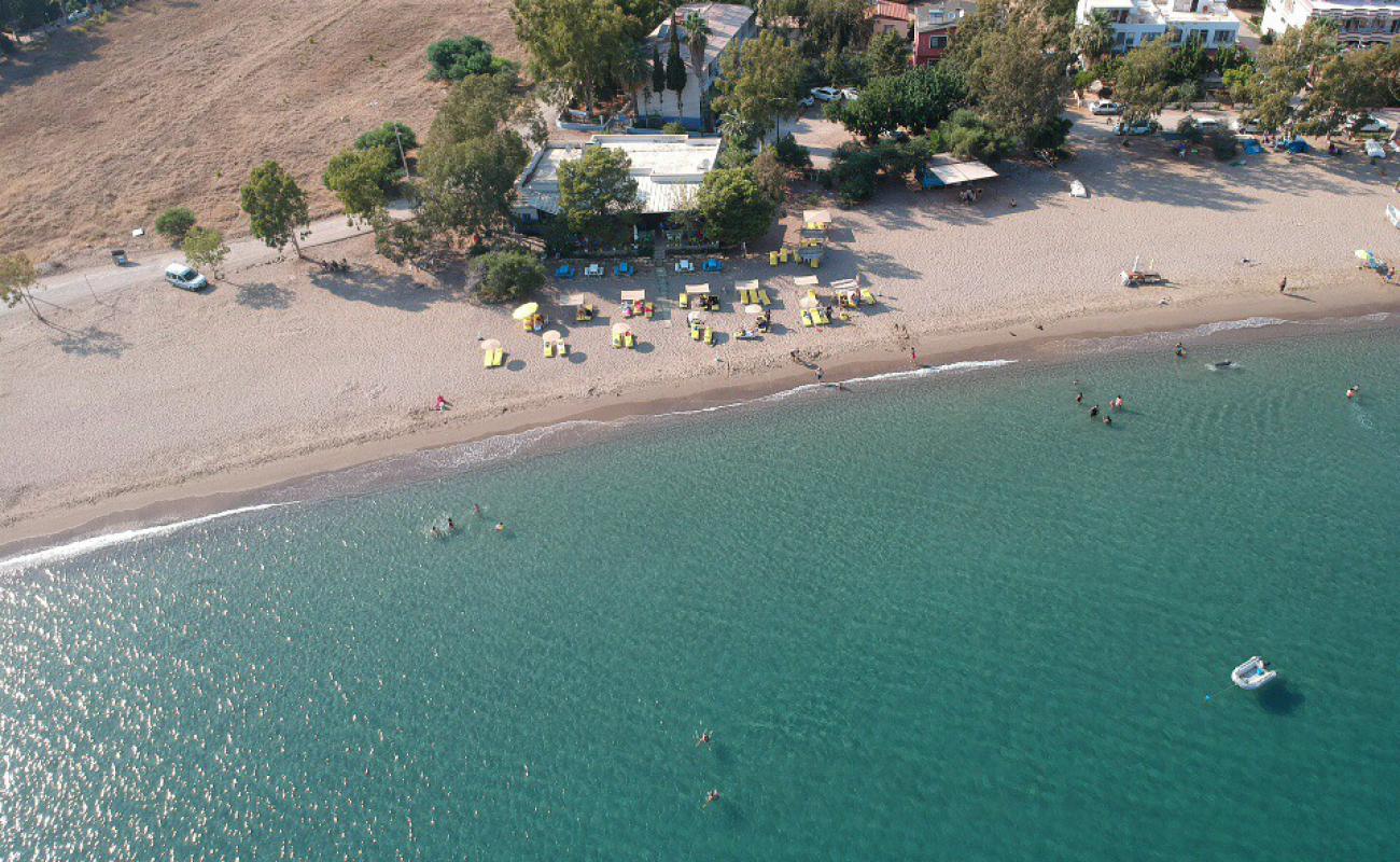 Buyukeceli beach'in fotoğrafı bej kum ve çakıl yüzey ile