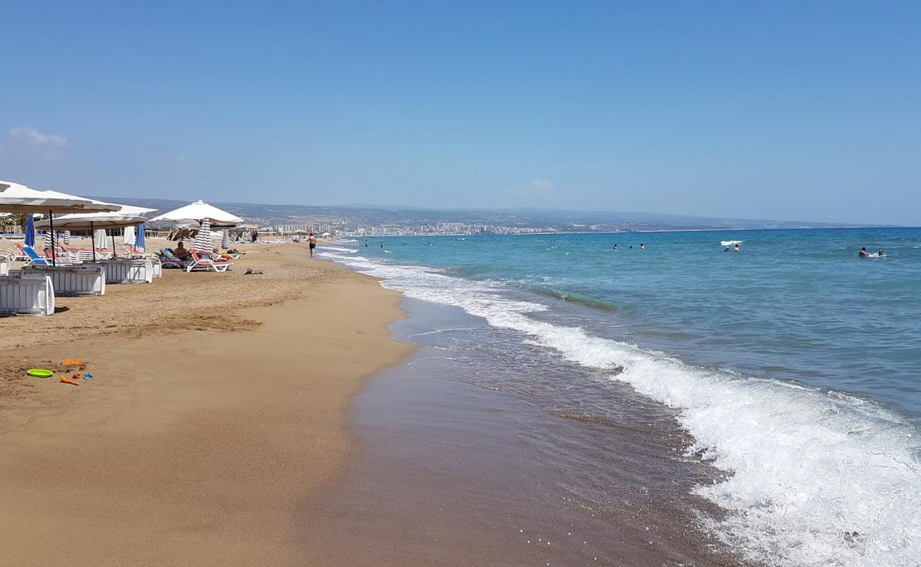 Winses beach'in fotoğrafı açık bej kum yüzey ile