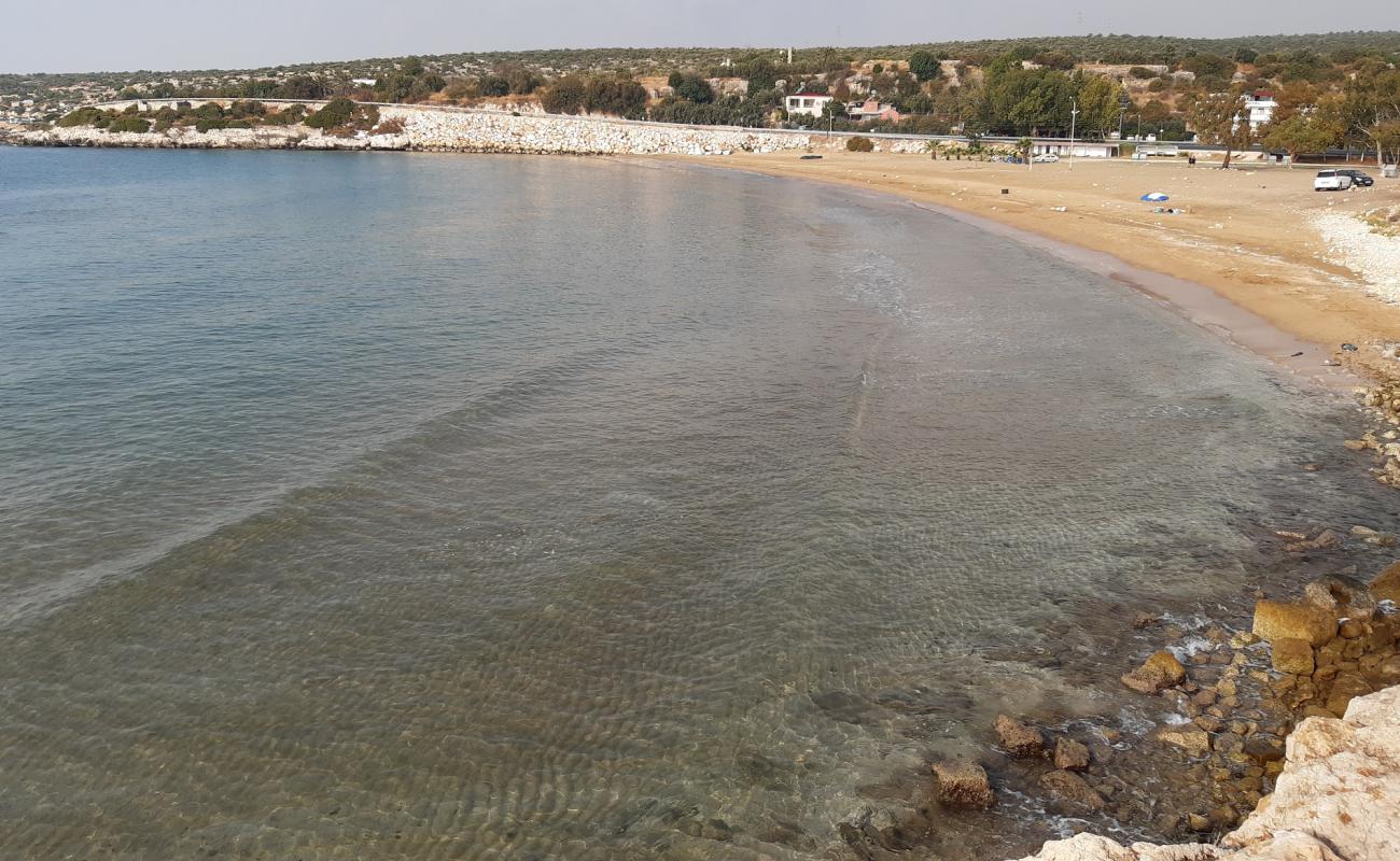 Ayas beach II'in fotoğrafı açık bej kum yüzey ile