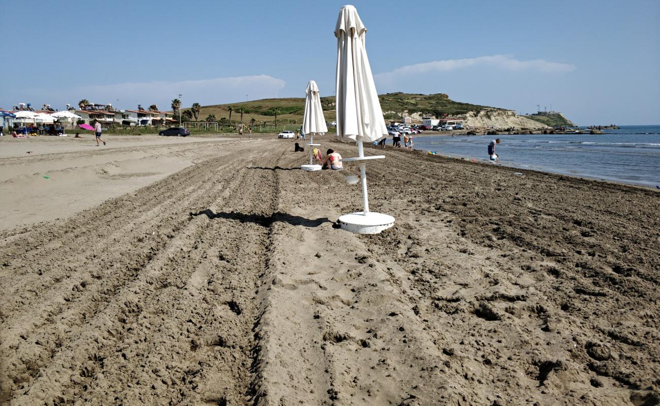Harbiş Plajı'in fotoğrafı açık bej kum yüzey ile