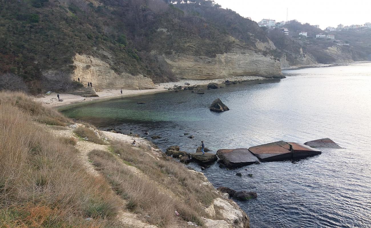 Karaburun beach III'in fotoğrafı bej çakıl yüzey ile