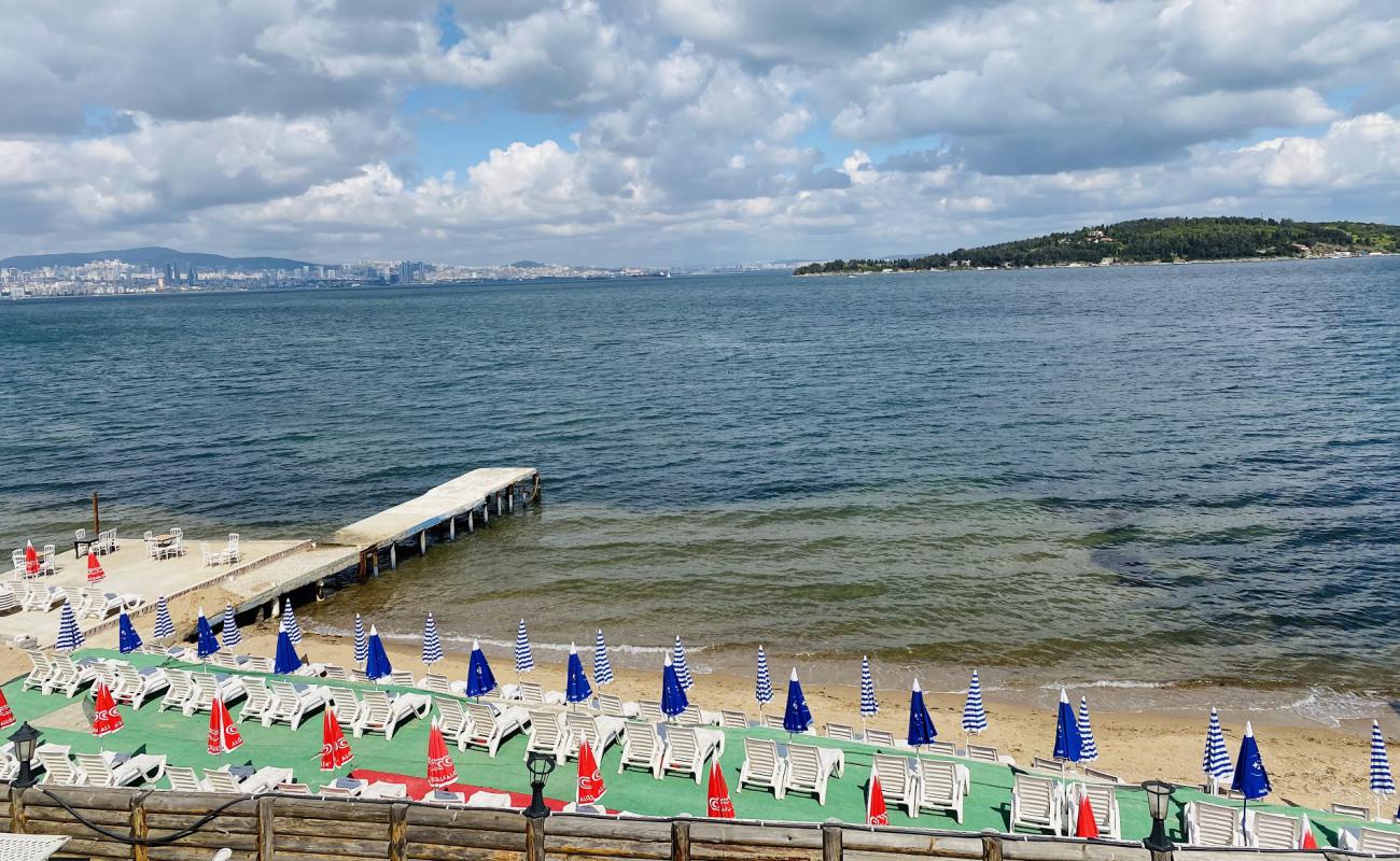 Aya Nicola Beach 'in fotoğrafı açık bej kum yüzey ile