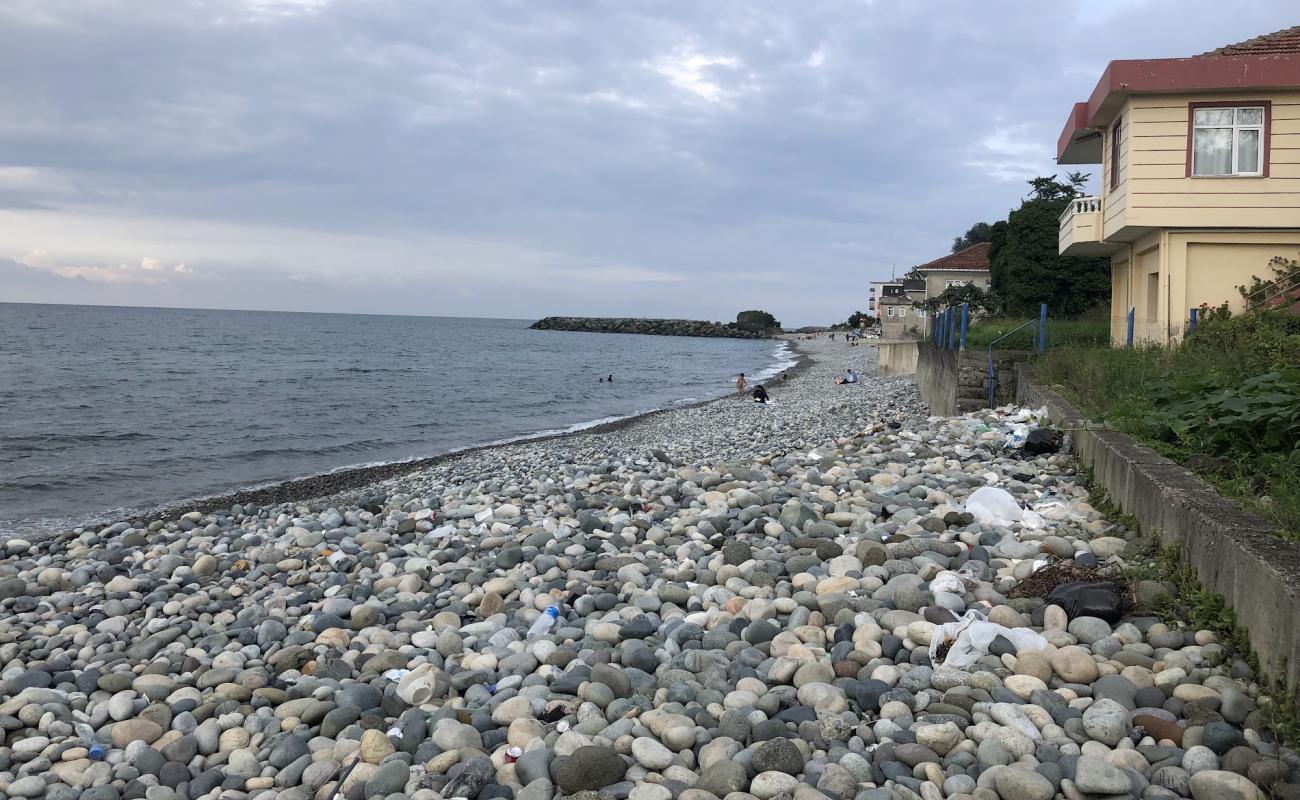 Saraykoy Family Beach'in fotoğrafı gri çakıl taşı yüzey ile