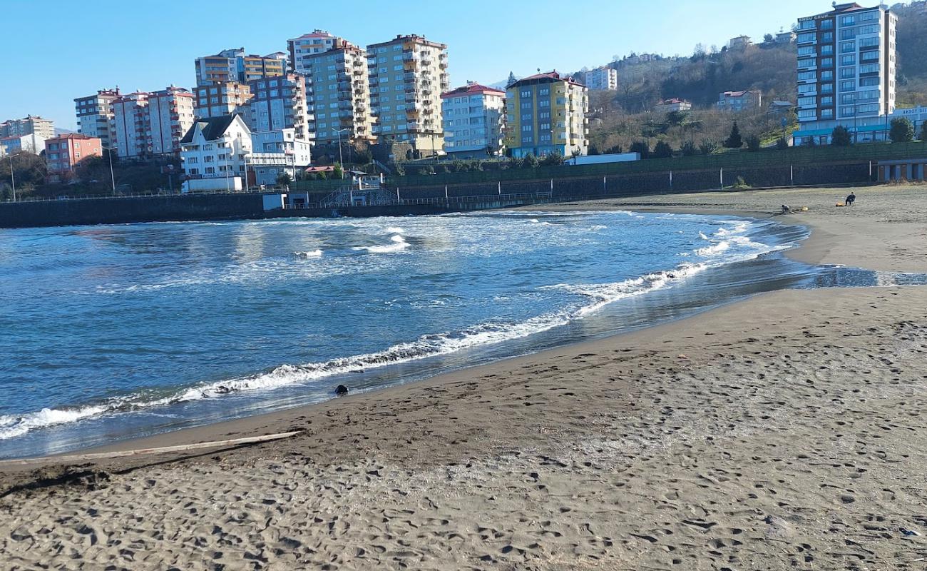 Vakfikebir Beach'in fotoğrafı kahverengi kum yüzey ile